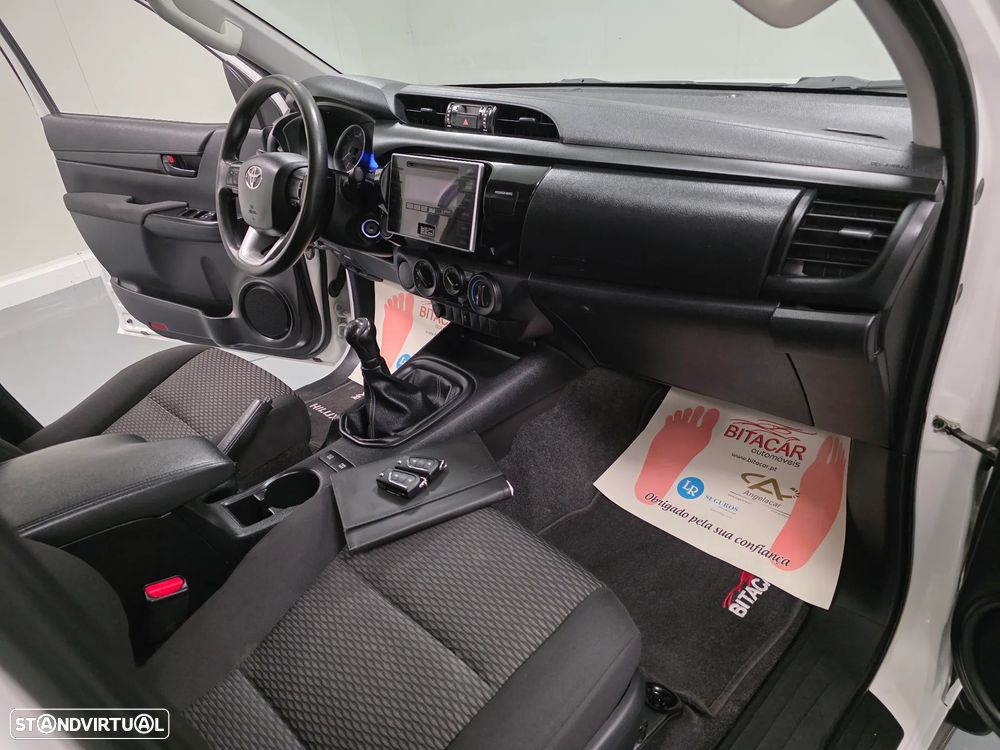Toyota HILUX  2.4 D-4D 2WD CD - 50