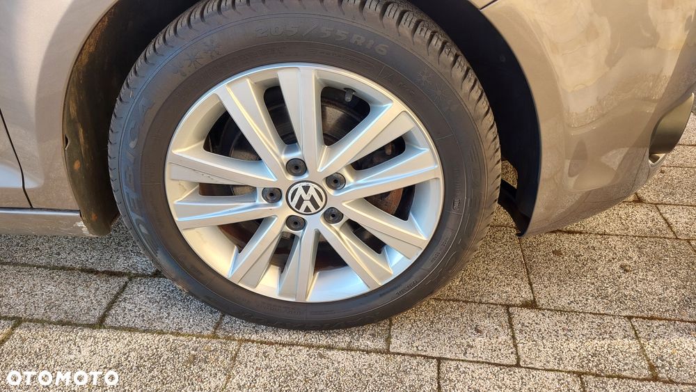Volkswagen Golf Plus 1.2 TSI Style - 25