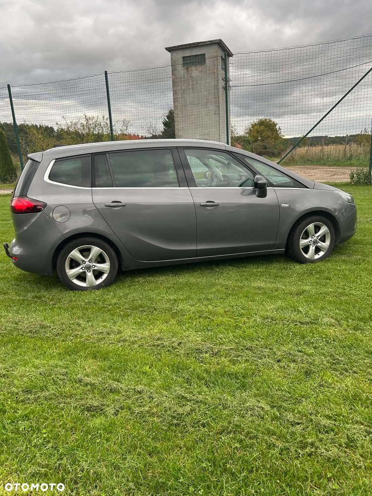 Opel Zafira 2016 photo 3