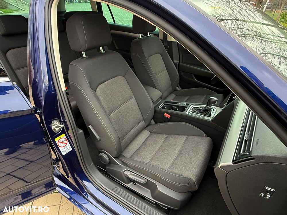 Volkswagen Passat 1.6 TDI SCR DSG Comfortline - 5