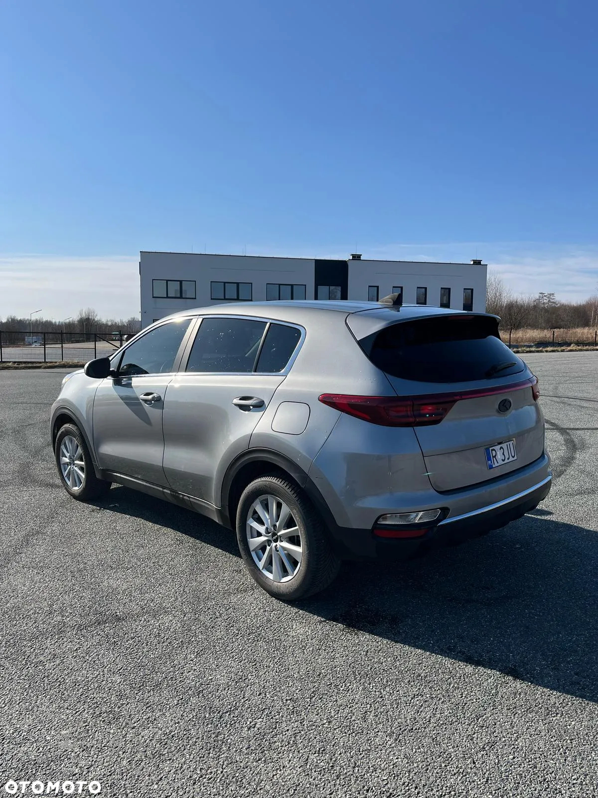 Kia Sportage 1.6 T-GDI 2WD Eco-Dynamics + (48V M-H) DCT Spirit - 11