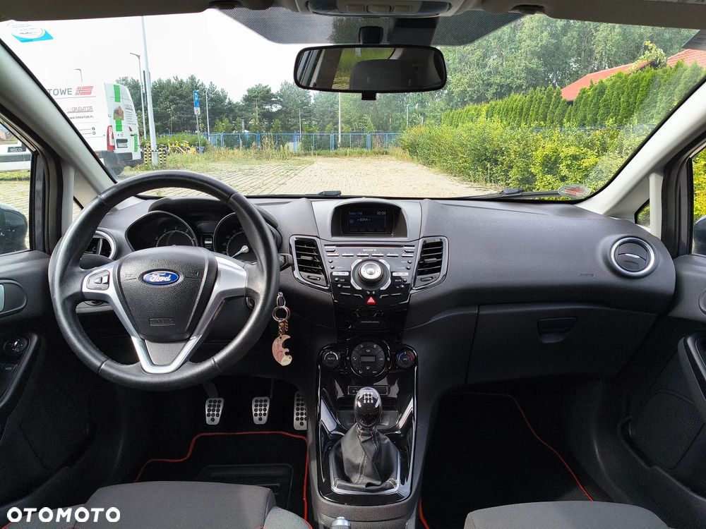 Ford Fiesta 1.0 EcoBoost STart-Stop ST-LINE - 28