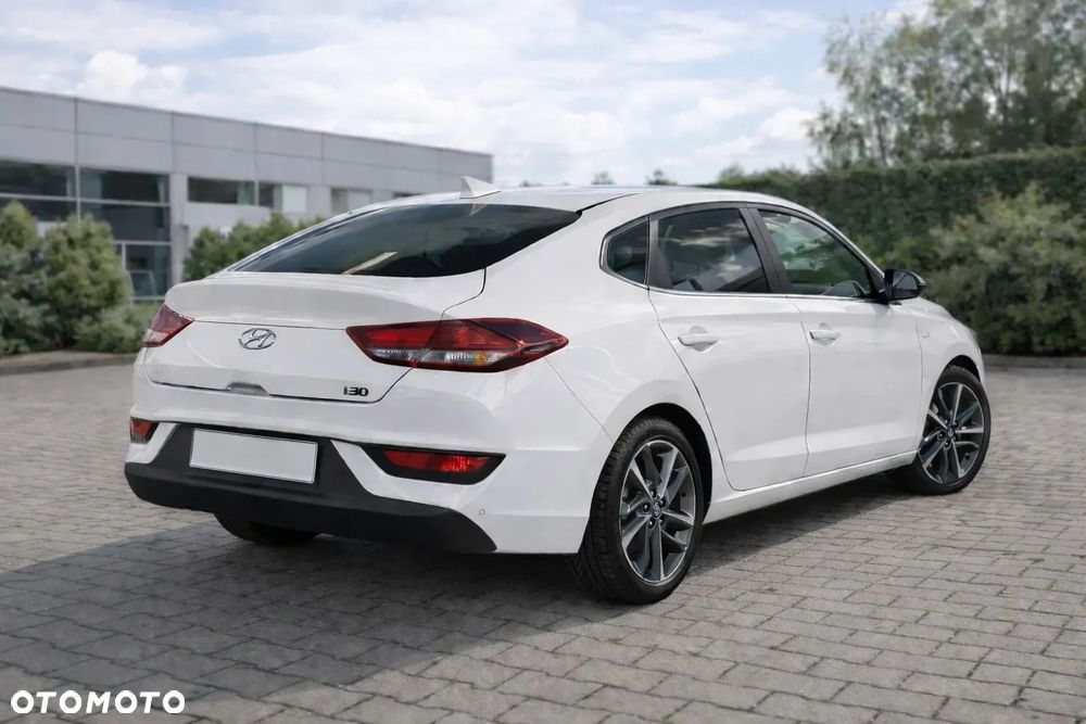Hyundai i30 1.5 T-GDI 48V Comfort - 14