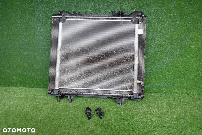 RANGE ROVER DISCOVERY 5 VOUGE SPORT 12- chłodnica