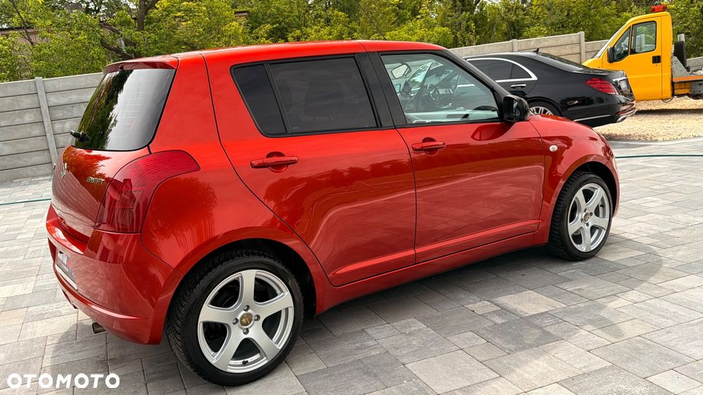 Suzuki Swift 1.3 Limited 25 - 28