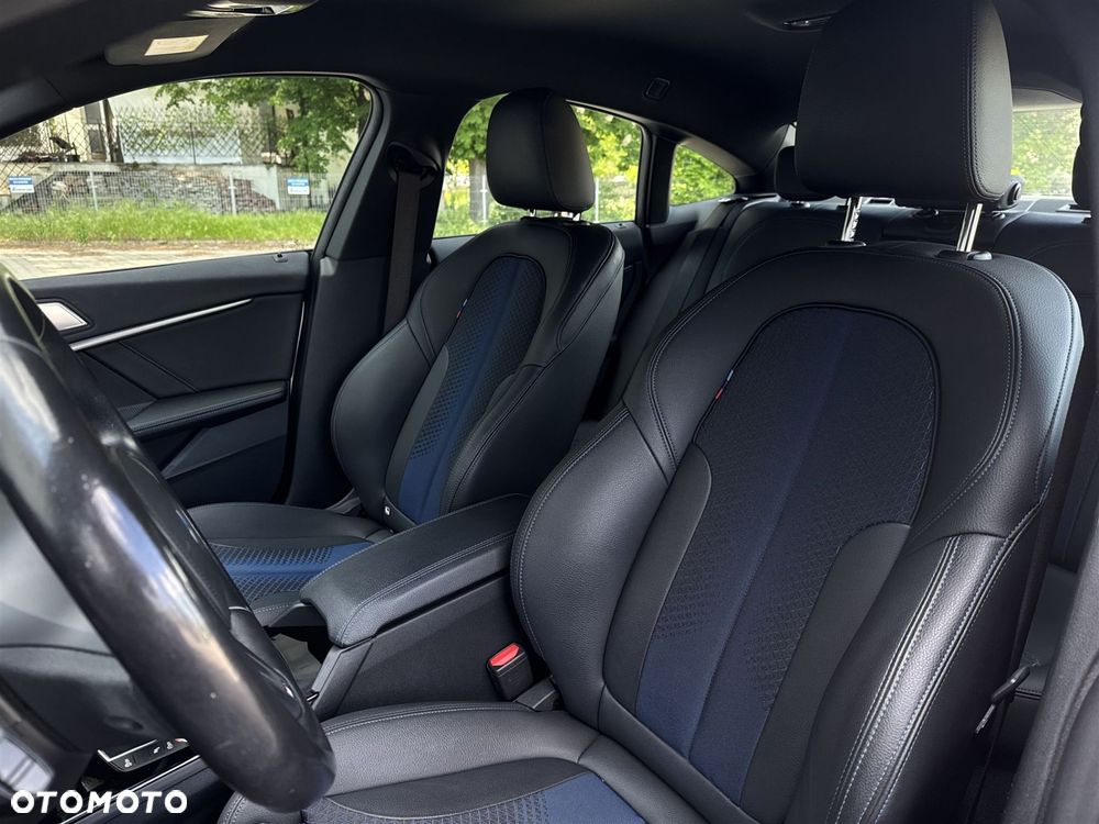 BMW Seria 2 220i - 20