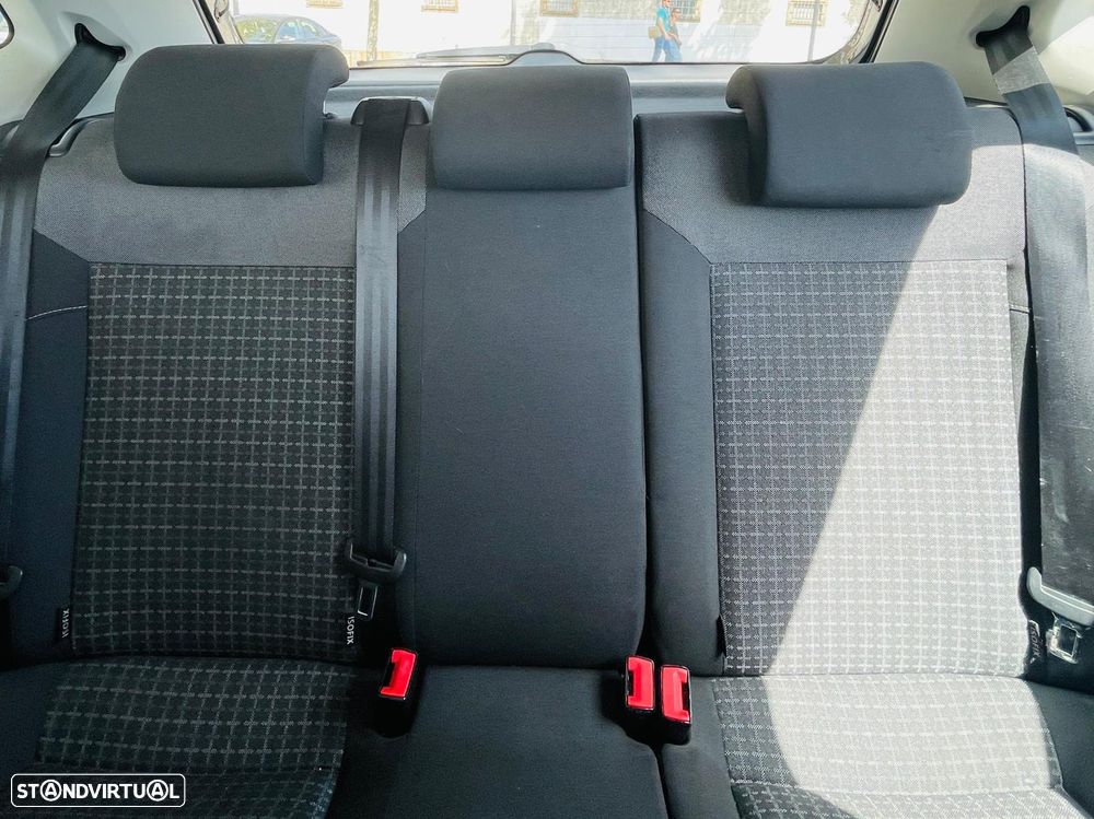 VW Polo 1.0 Confortline - 11