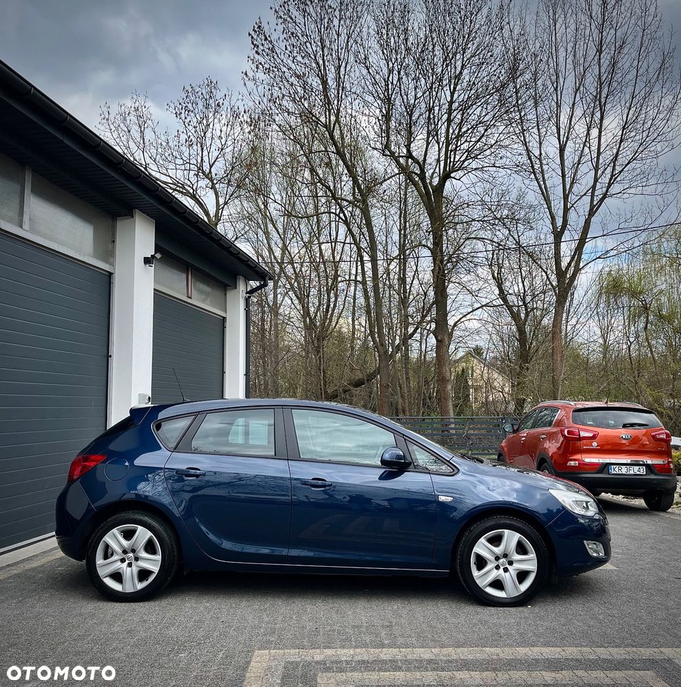 Opel Astra 1.4 T Cosmo - 6