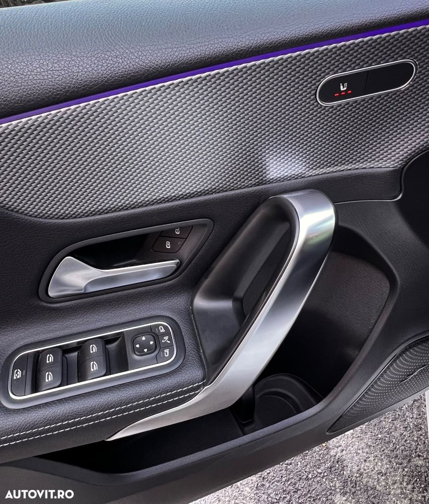 Mercedes-Benz A - 11