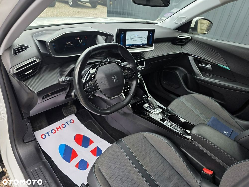 Peugeot 2008 2021