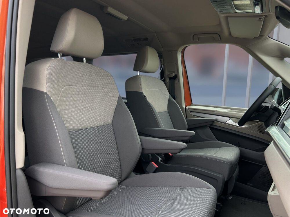 Volkswagen Multivan - 16