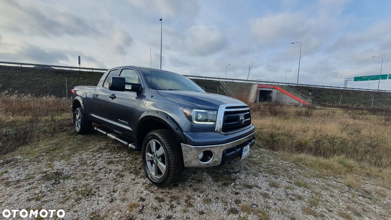 Toyota Tundra 5.7 4x4 Double Cab SR5 - 26
