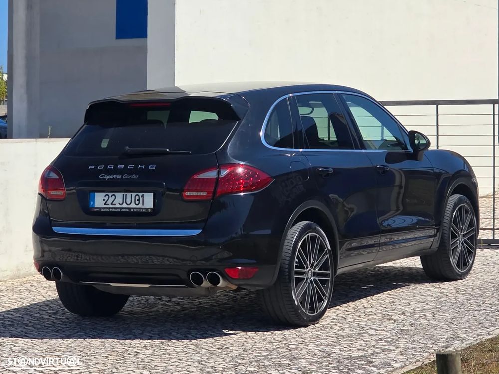 Porsche Cayenne Turbo - 3