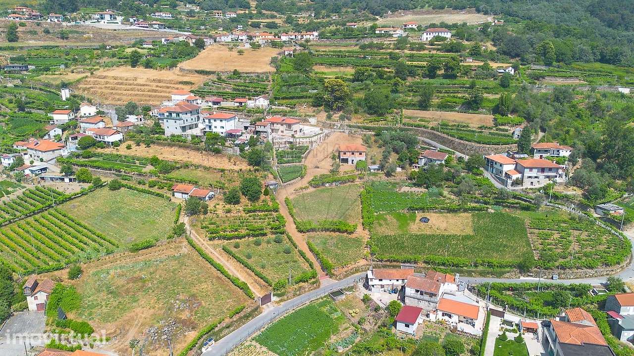 Terreno  para venda - Grande imagem: 2/27