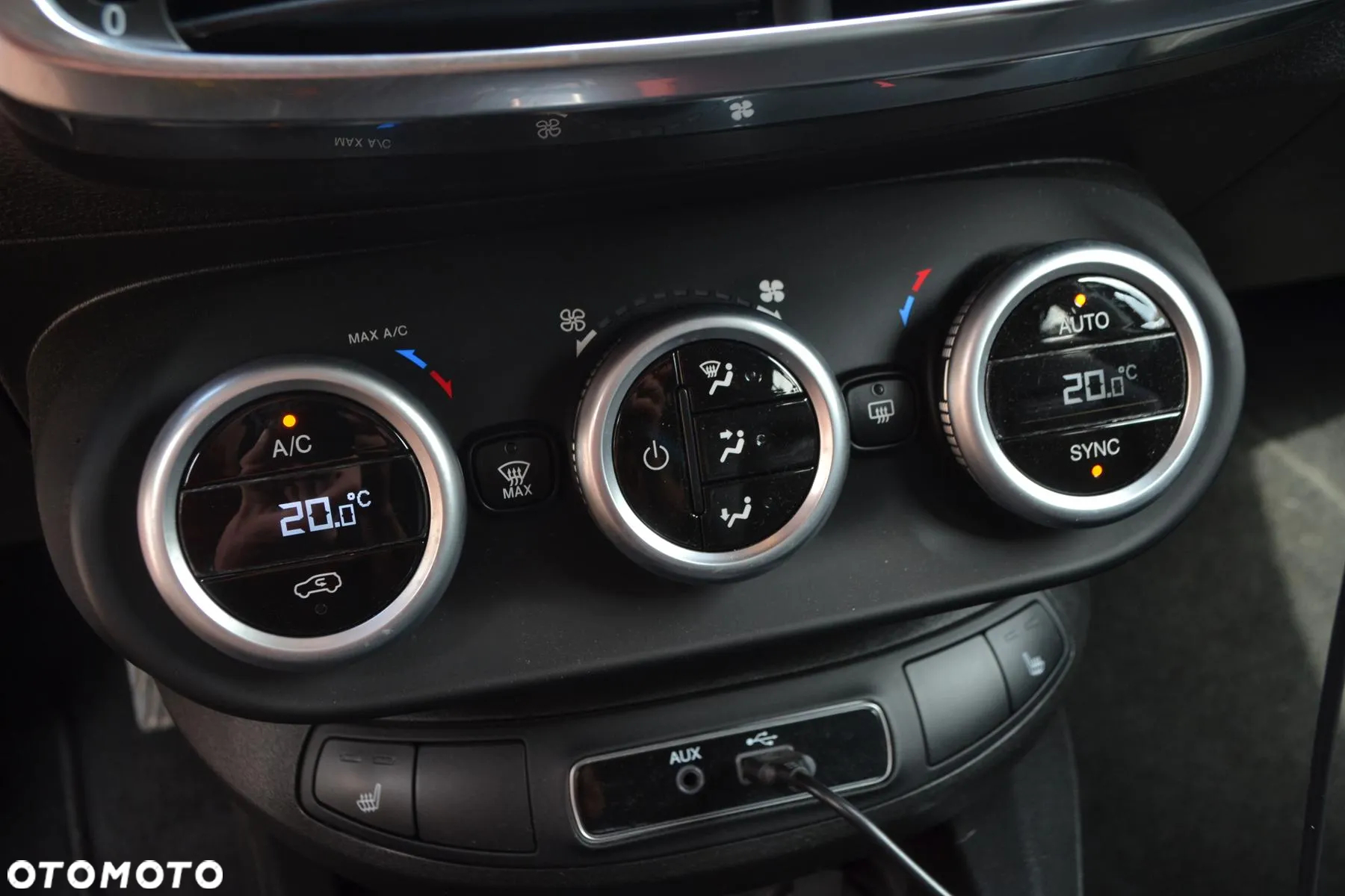 Fiat 500X 1.4 MultiAir Cross Plus AWD AT9 - 29