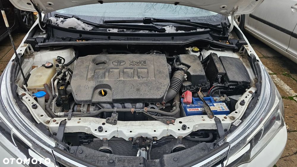 Toyota Corolla 1.6 Comfort - 6