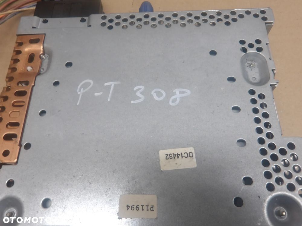 PEUGEOT 308 HB 1.6B 07-13 RADIO 96647511XH - 2