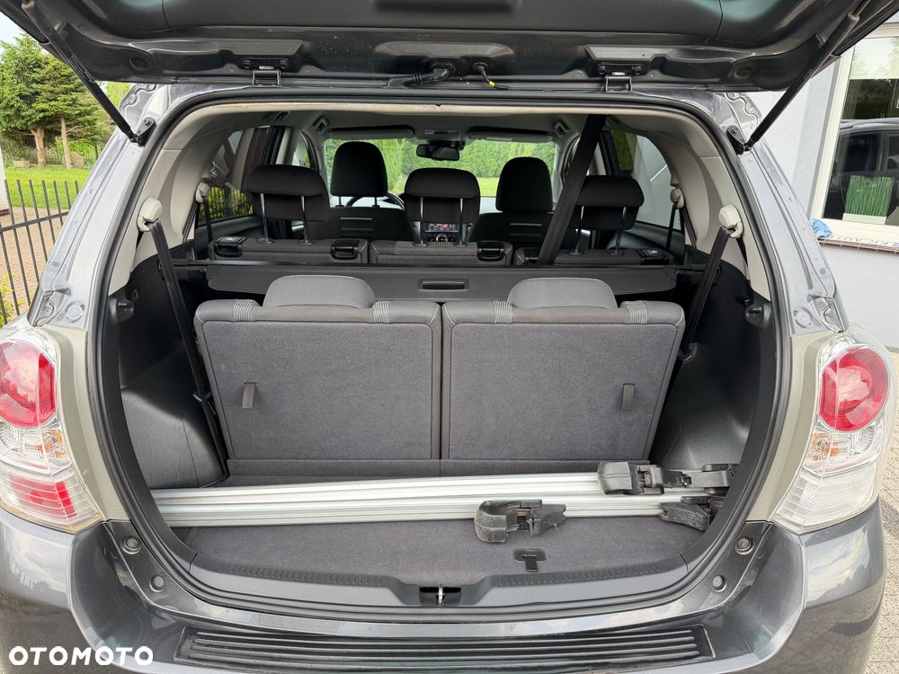 Toyota Verso 1.8 7-Sitzer Executive - 11