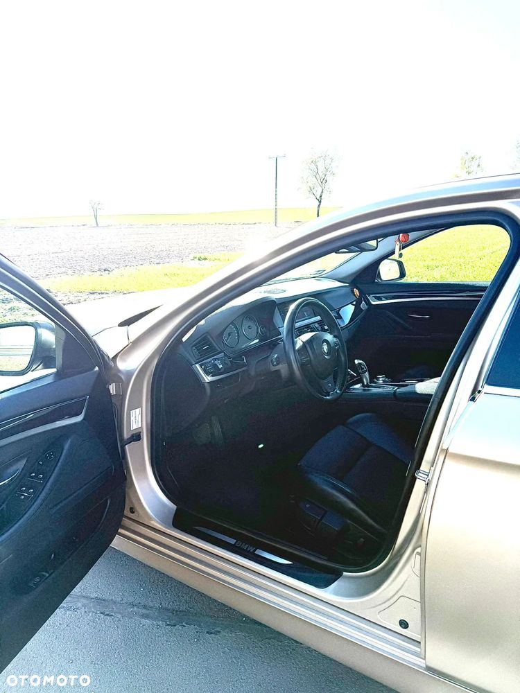 BMW Seria 5 520d - 8