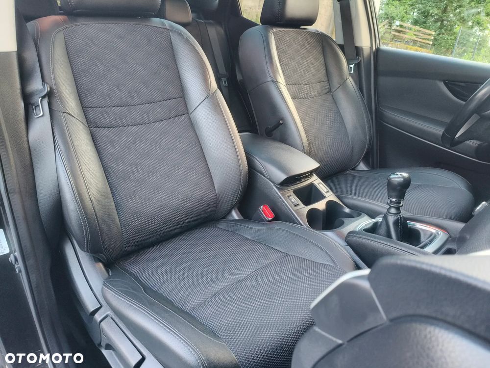 Nissan Qashqai 1.6 DIG-T 360 - 10