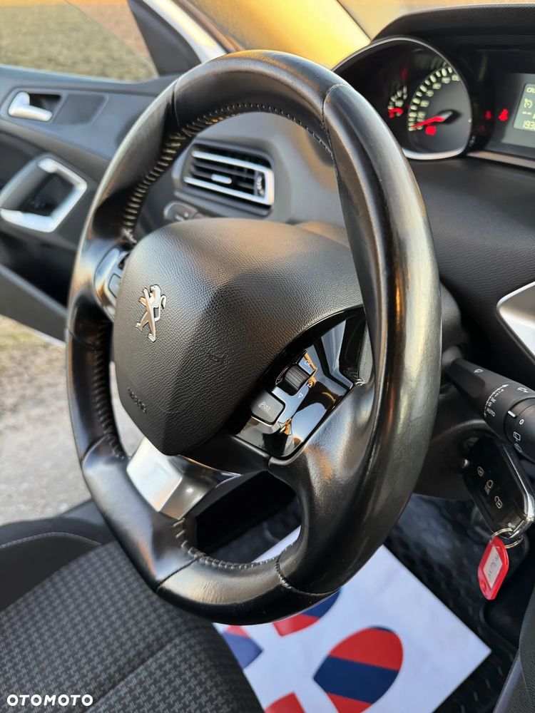 Peugeot 308 1.5 BlueHDi Business Line S&S - 24