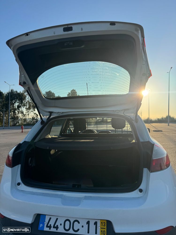 Renault Mégane 1.5 dCi Confort - 6