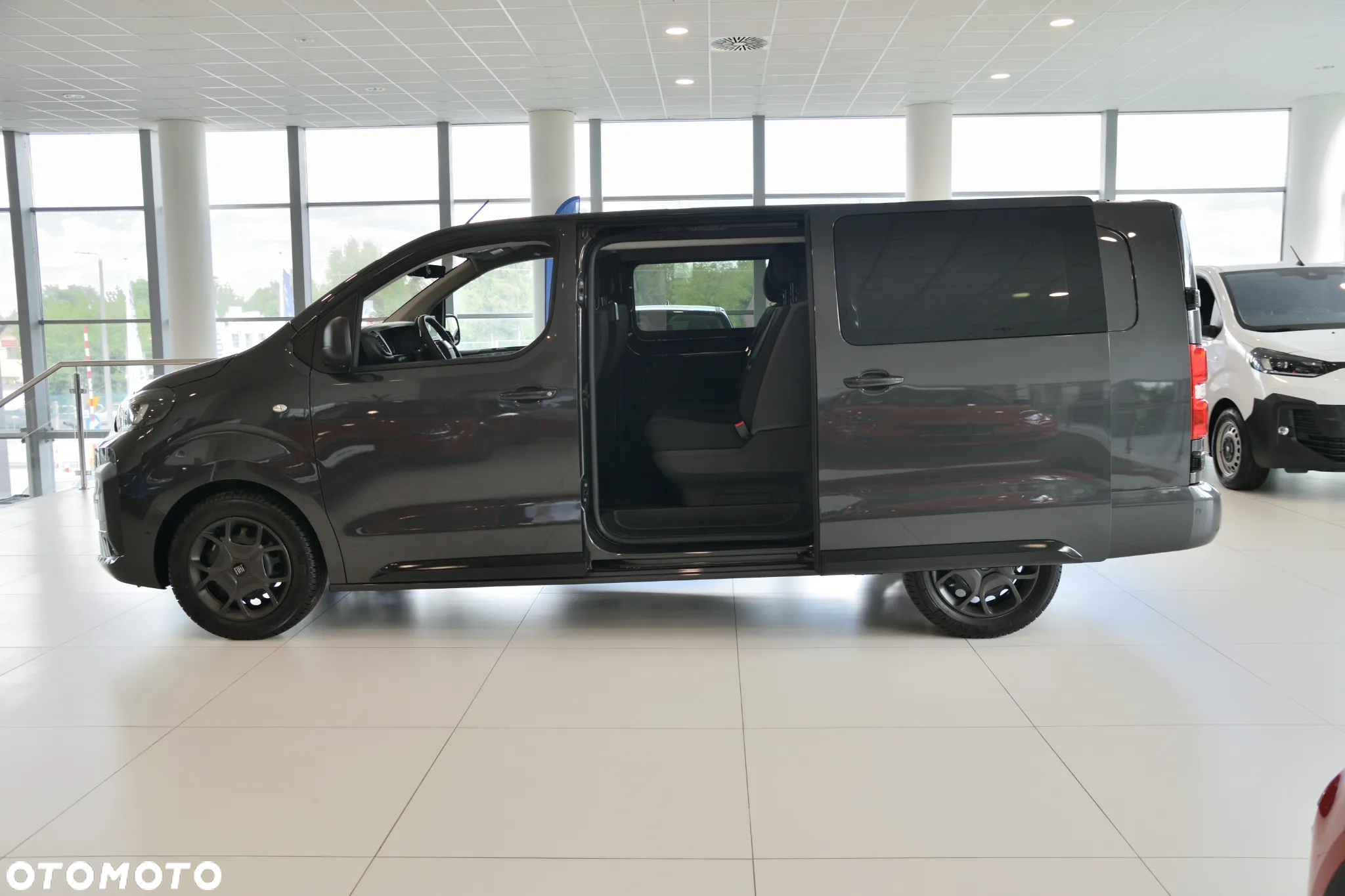 Fiat Scudo Furgon Brygadowy MAXI 2.0 MJ 177 KM S&S EAT8 - 3