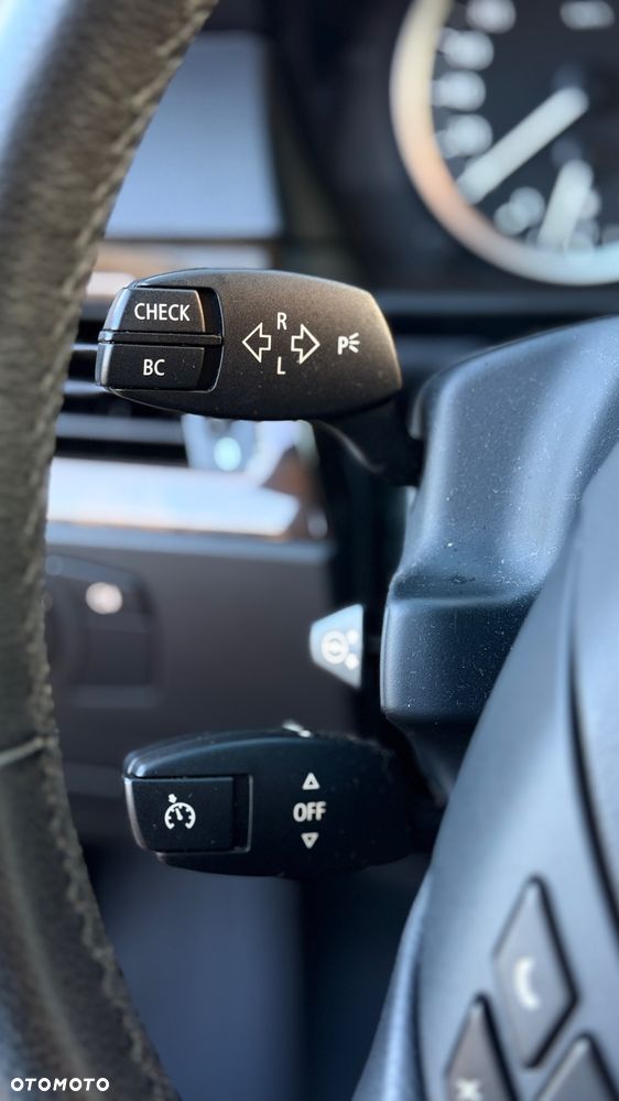 BMW Seria 5 - 34