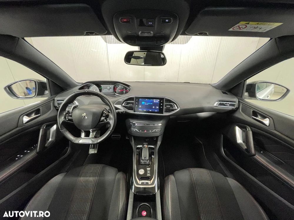 Peugeot 308 BlueHDi 130 EAT8 Stop & Start GT Pack - 10