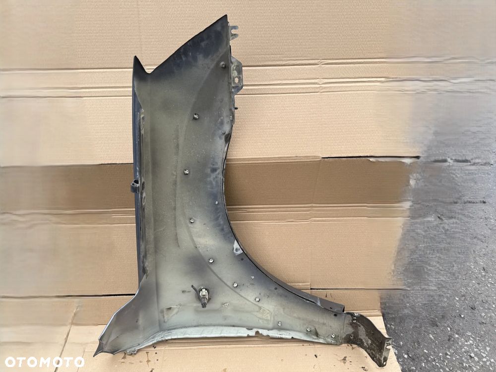 Błotnik prawy  Kia Sorento I OE - 4