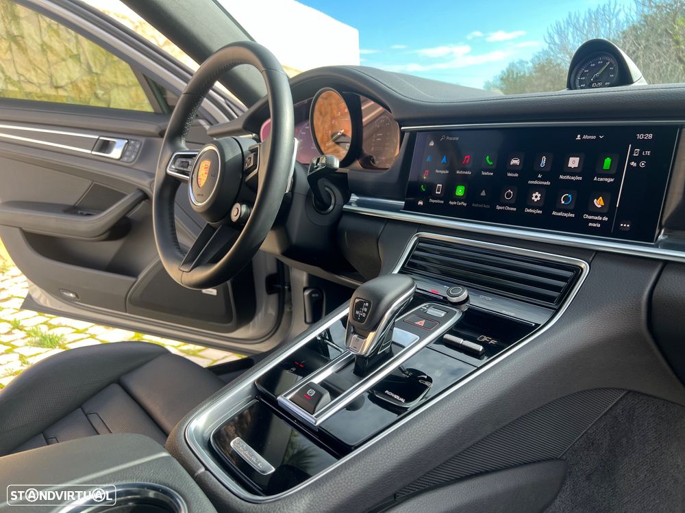 Porsche Panamera 4 E-Hybrid Platinum Edition com PDLS - 26