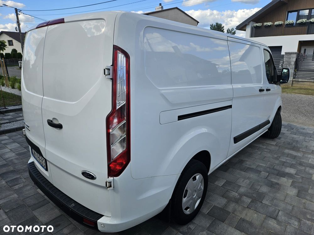 Ford TRANSIT CUSTOM - 5