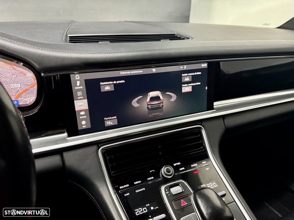 Porsche Panamera Sport Turismo 4 - 12