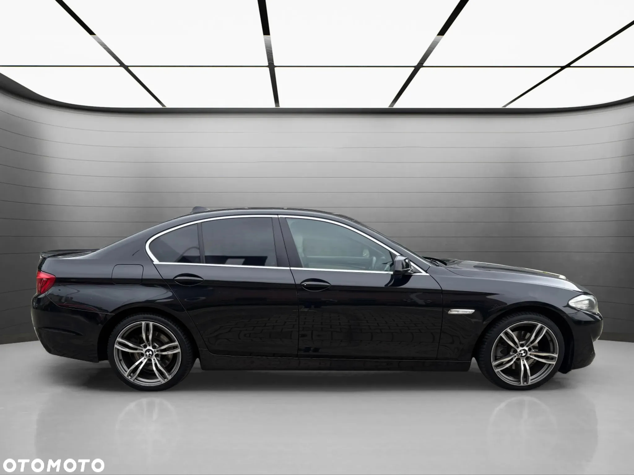BMW Seria 5 520d - 6
