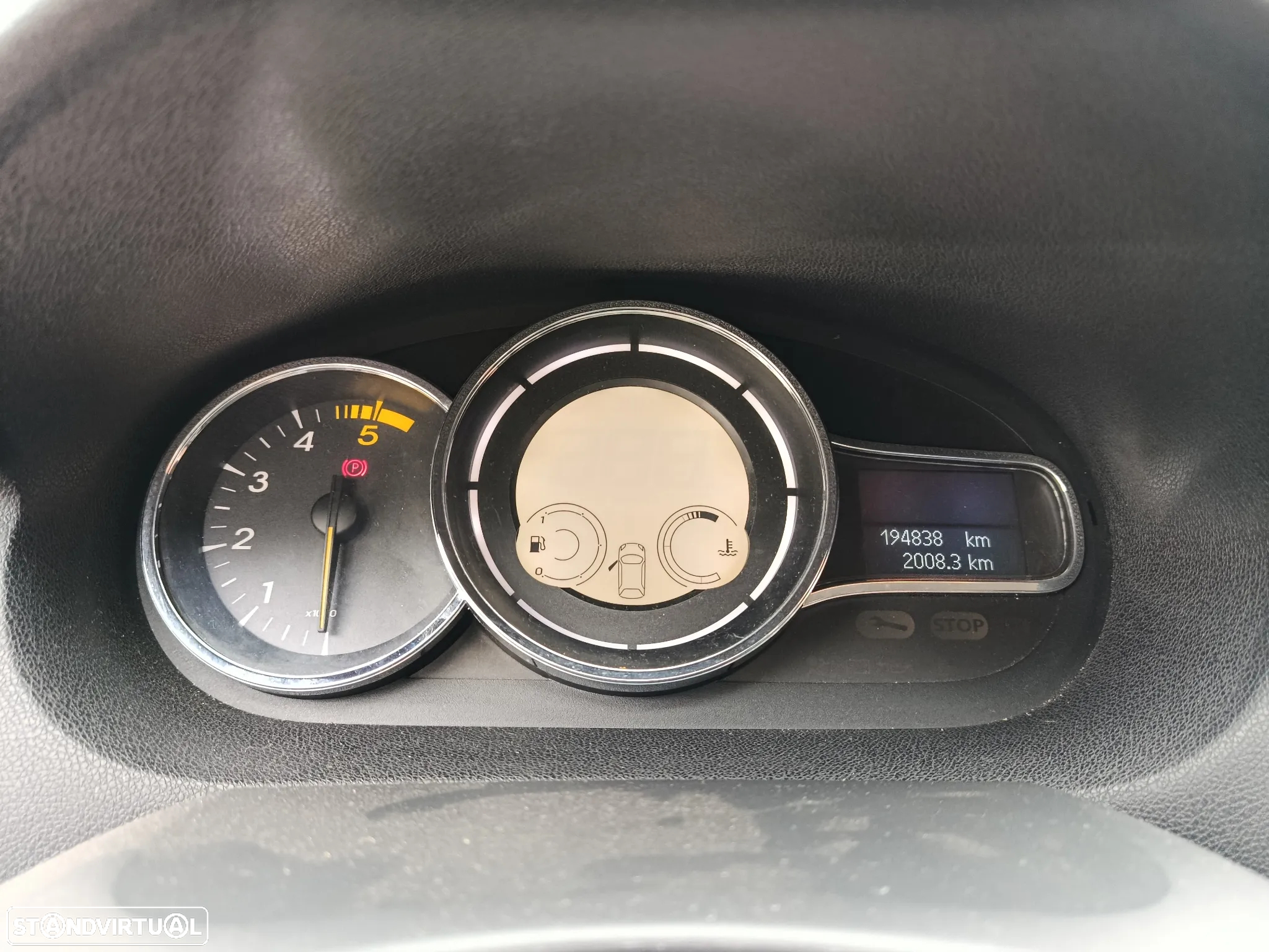 Renault Mégane 1.5 dCi Dynamique - 6