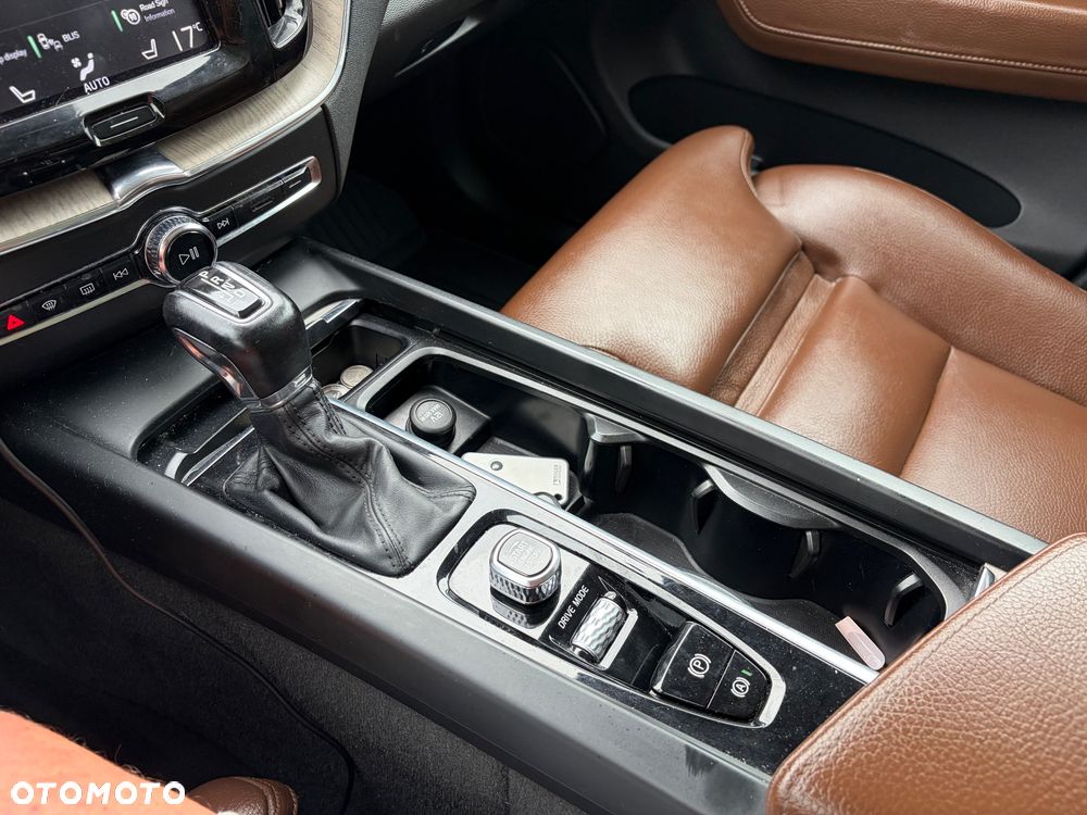 Volvo XC 60 T5 AWD Drive-E Momentum - 13