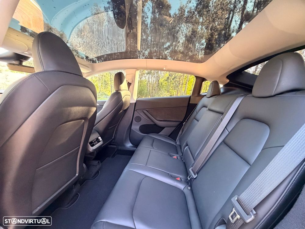 Tesla Model Y Long Range Tração Integral - 9