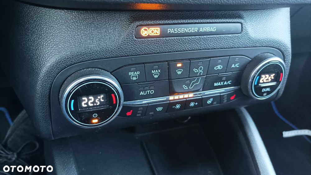 Ford Focus 1.5 EcoBoost Start-Stopp-System ST-Line - 26