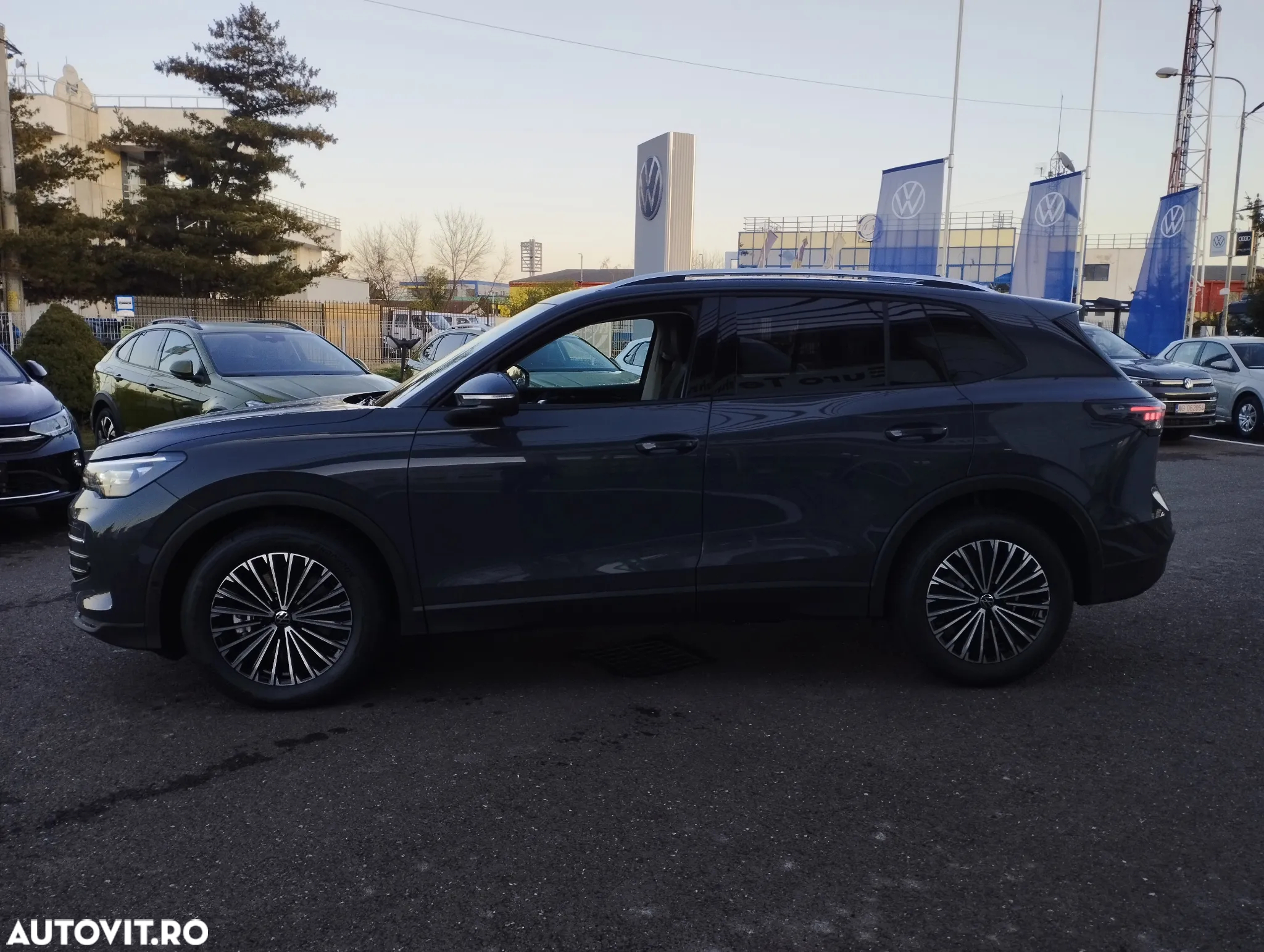 Volkswagen Tiguan 2.0 TDI DSG Life - 5