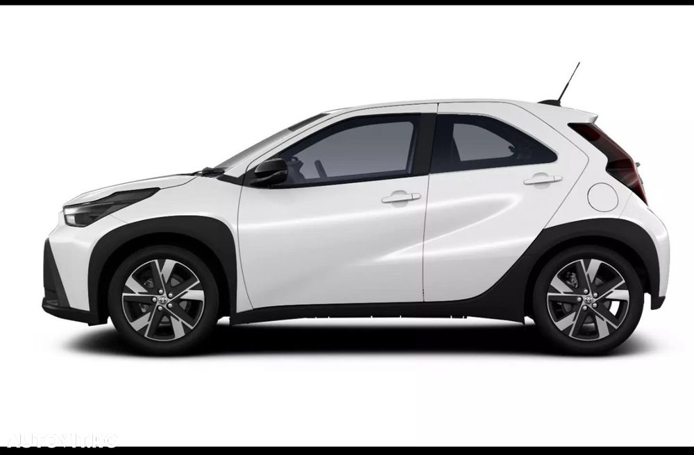 Toyota Aygo X 1.0l MT Active - 6