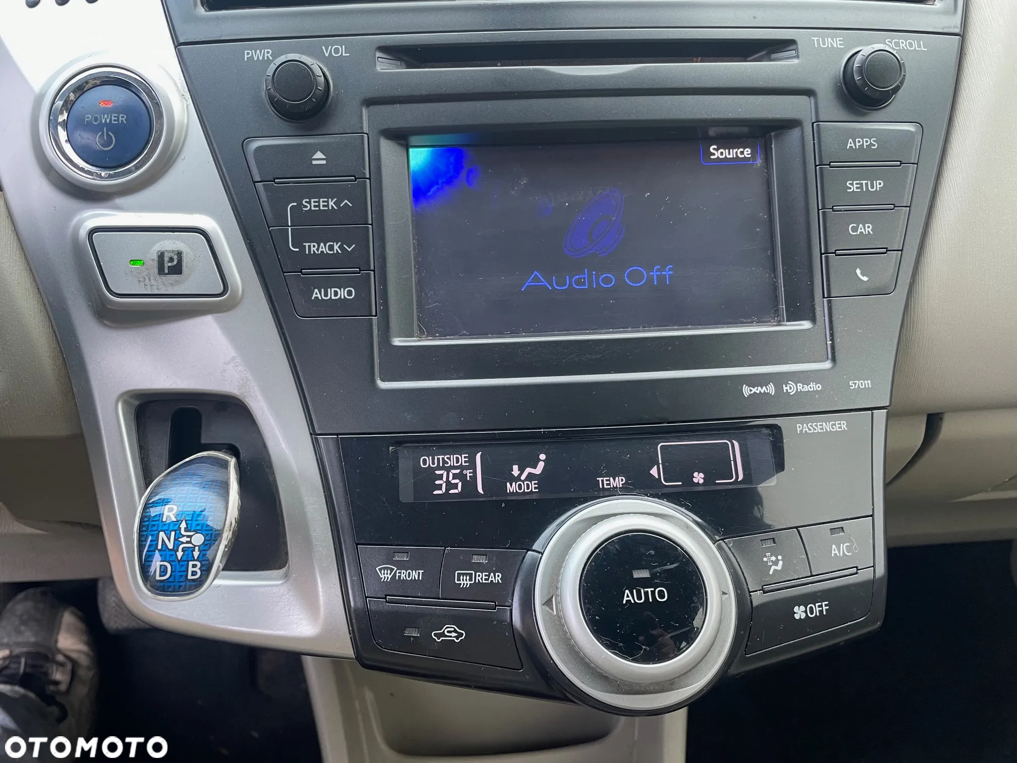 Toyota Prius+ (Hybrid) Executive - 13