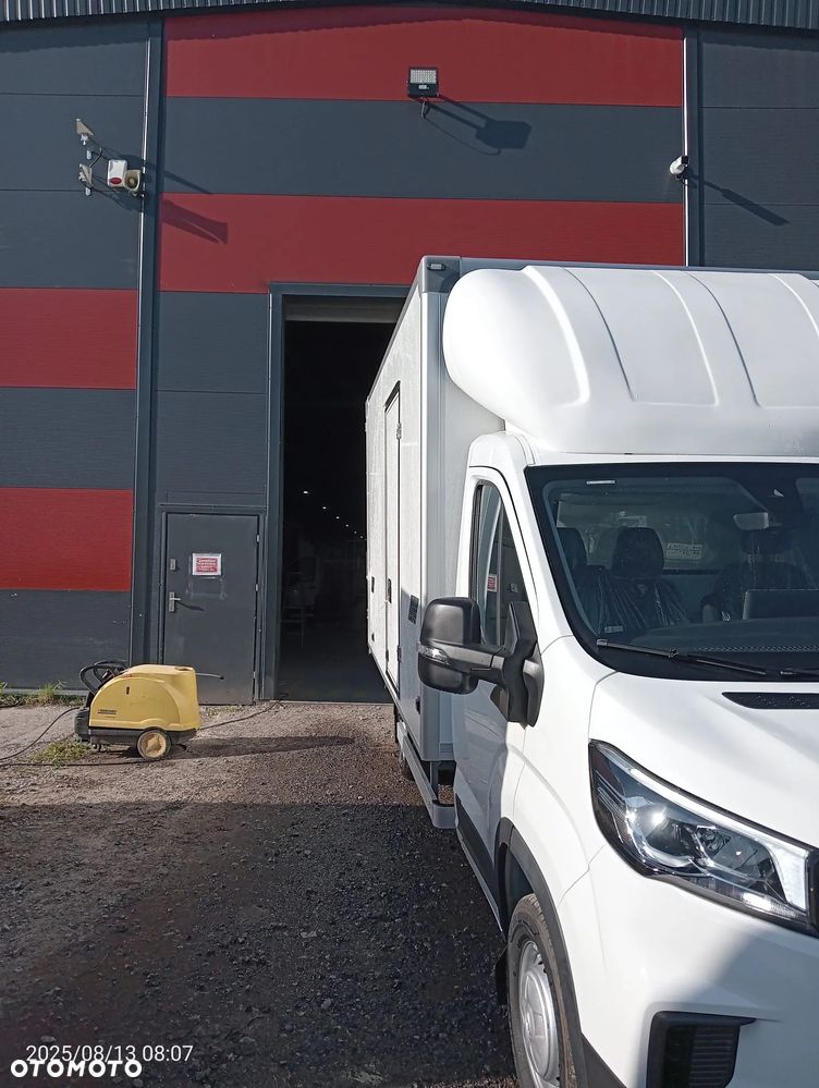 Maxus Deliver 9 - 11