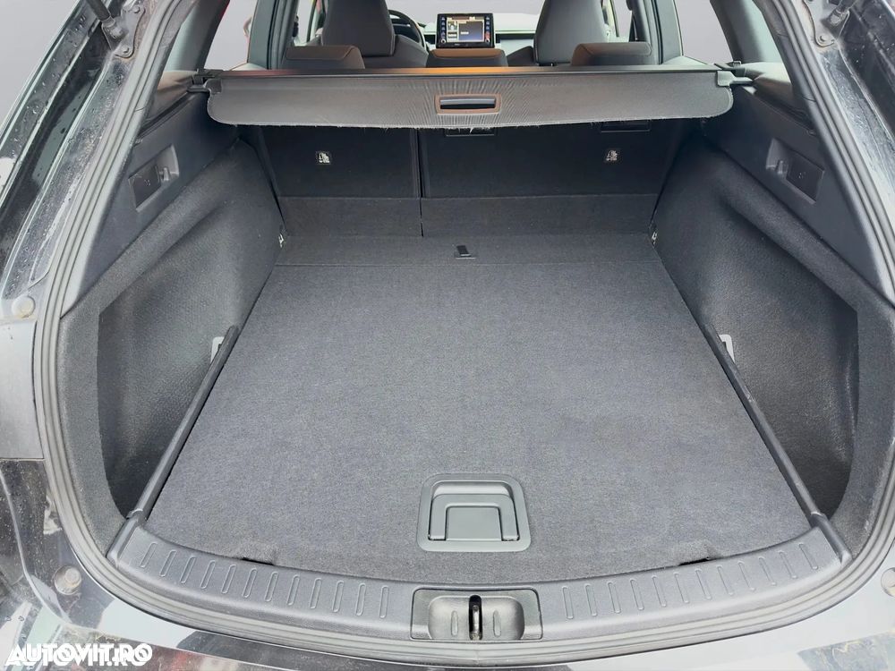 Toyota Corolla 1.8 HSD Dynamic - 16