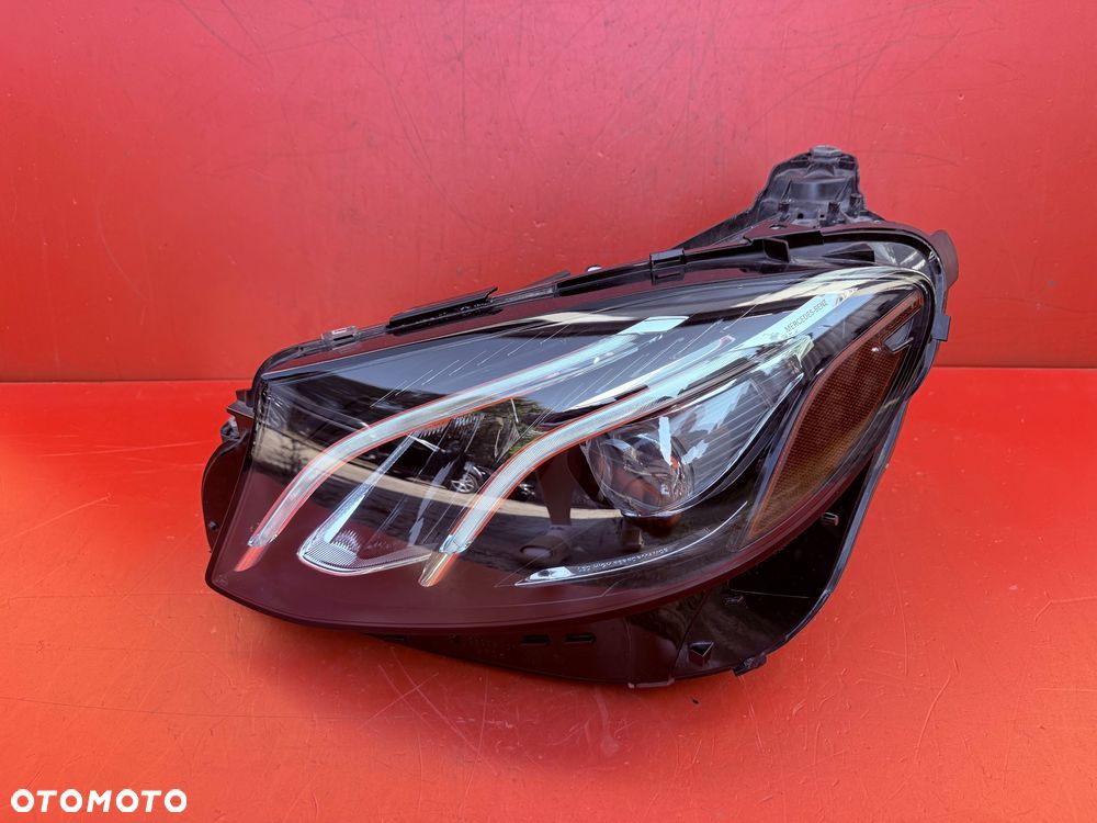 LAMPA LEWA MERCEDES W213 FULL LED PERFORMANCE USA BDB A2139068106 - 1