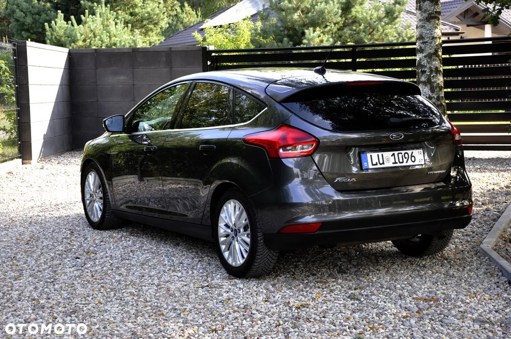 Ford Focus - 20