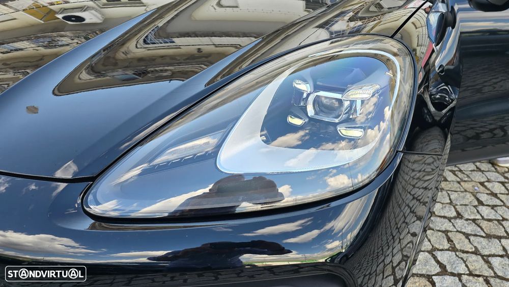 Porsche Cayenne - 30