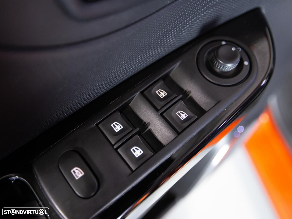 Renault Captur - 13
