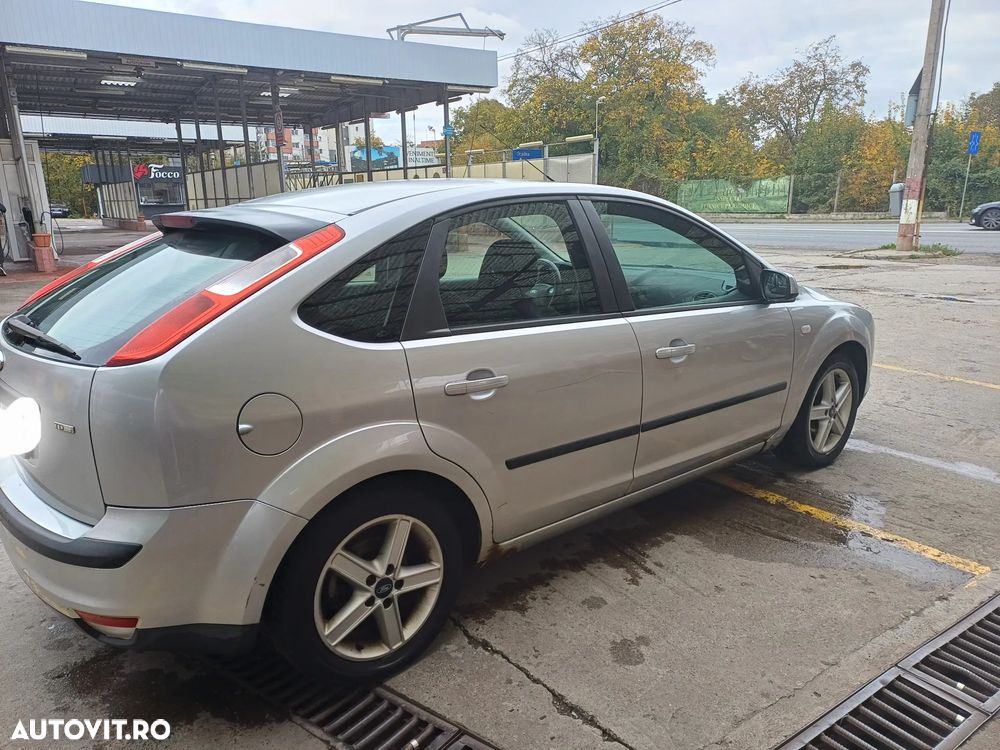 Ford Focus - 2