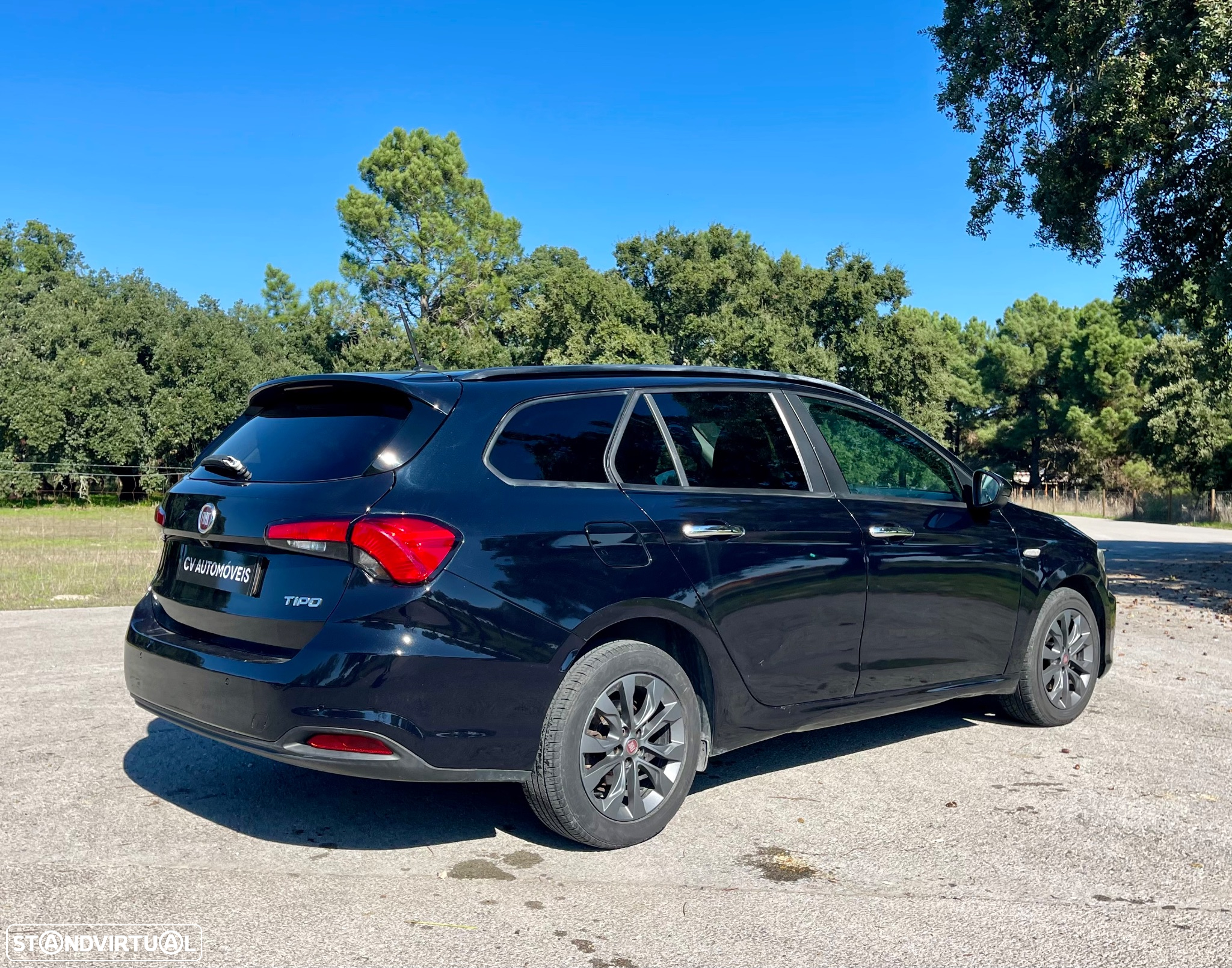 Fiat Tipo Station Wagon 1.3 M-Jet Lounge - 5