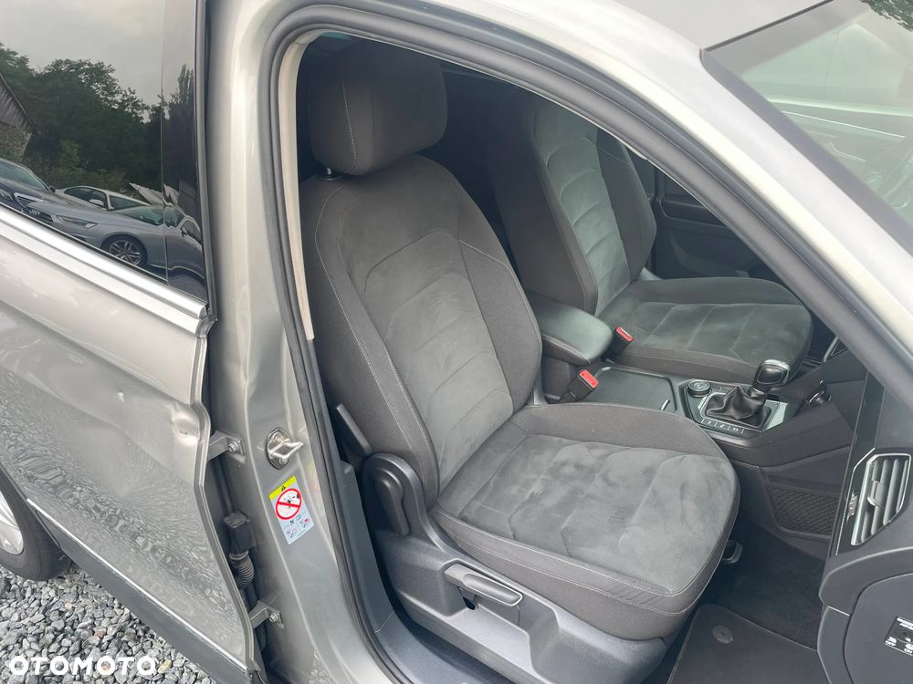 Volkswagen Tiguan - 23